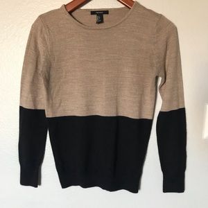 🐝Forever 21 Two Tone Black and Tan Sweater